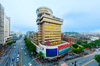 Overseas Capital Hotel (Jiangmen Diwang Square) Hotels in Wuyi University