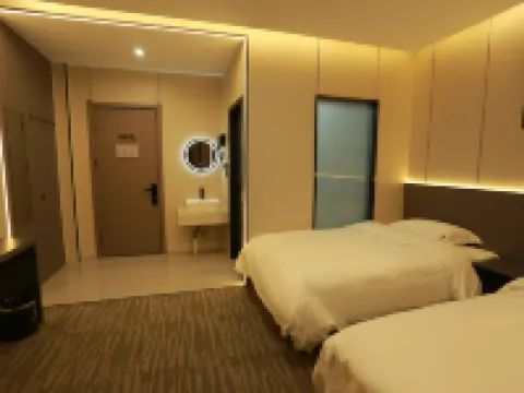 Lanwan Business Hotel (Heihe Central Commercial Pedestrian Street) Hoteles en Heihe