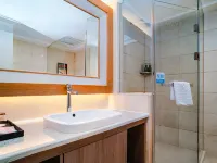 AHS Hotel (Xi'an Fengcheng 2nd Road  Youth Centre Subway Station) Hotels near Weiyang