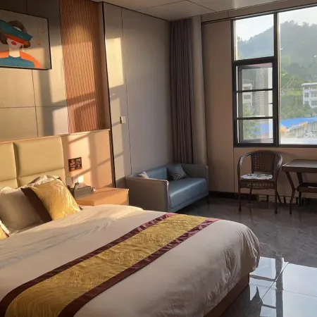 Tongyu Hotel
