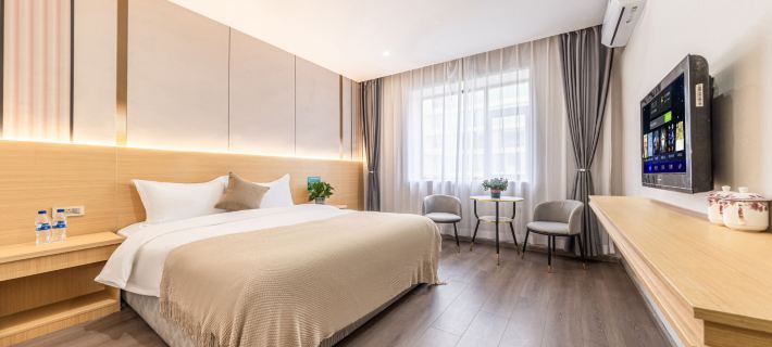 Ruihao Hotel (Kaili City Center) Отели в г. Кайли