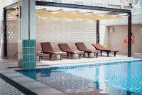 Buri Sriphu Hotel - Pools