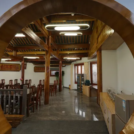 Yaxi Hotel (Lijiang Old Town Dashuiche Branch)