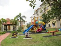 Shah Alam U8 Cozy 6 Plus 2 PAX Fully Air-CON Hotels in Shah Alam