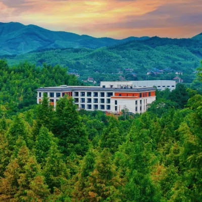 Huzhou Boxin Bay hot Spring Resort Hotel Hotels near Yuanxiangxiaozhen Sceneic Area
