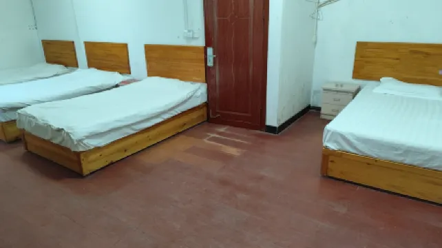 Nanyang youth holiday hotel