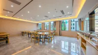 Vyluk Hotel (Chengkou Passenger Transport Center)
