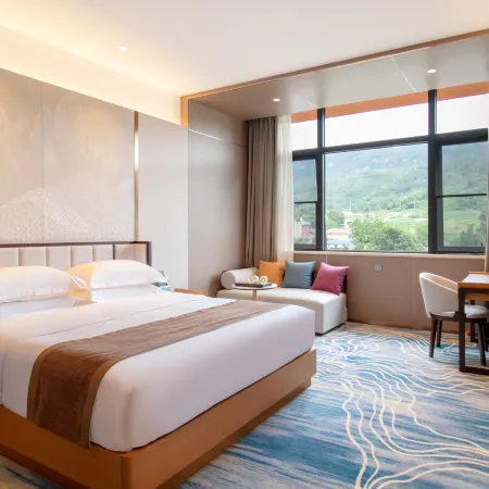 Fuyuan Qingling Hotel