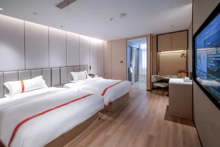 GreenTree Eastern Hotel (Quzhou High-speed Railway Station Store)