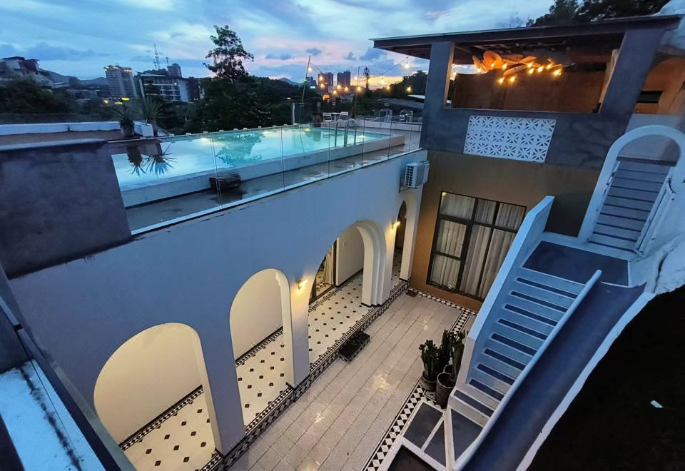 hotel overview picture