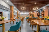 James Joyce Coffetel Hotel (Yinchuan Drum Tower Jade Emperor Pavilion Store)