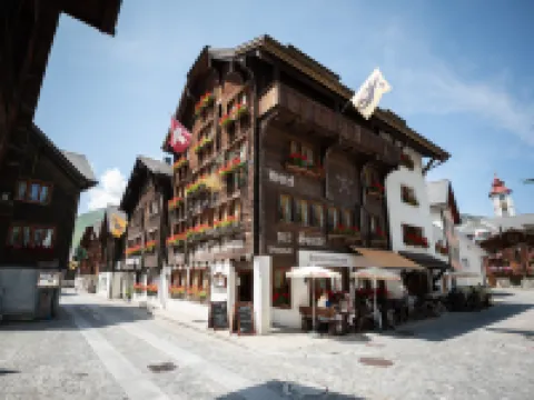 ゾンネ・アンデルマット・スイス・クオリティホテル アンデルマットのホテル