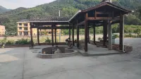 난시산속의 집 홈스테이（상라오왕셴구관광단지） 망선곡(왕셴구) 주변 호텔