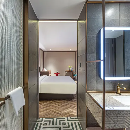 Suhe Luxury Hotel (Suzhou Pingjiang Road Guanchai Street Store)