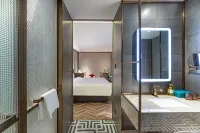 Suhe Luxury Hotel (Suzhou Pingjiang Road Guanchai Street Store)