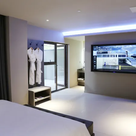 Yunji Hotel (Siguniang Mountain Scenic Area)