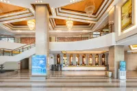 Manhattan International Hotel Hotel di Huaibei