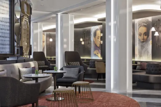 Renaissance Wien Hotel Отели рядом со станцией Wien Meidling Railway Station