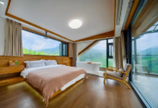 Zhi Yue·Bamboo Grove | Anji Private Hot Spring Designer Boutique Accommodation