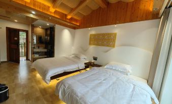 Shandingding Homestay (Zhaotong Dashanbao Scenic Area)