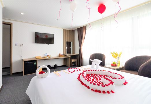 펄 비치 호텔 내부