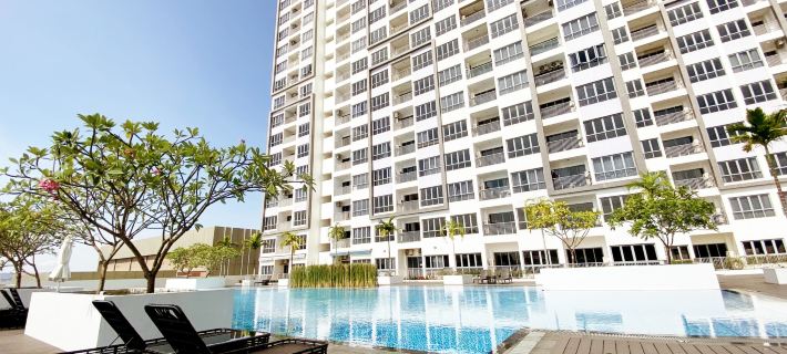 Near Ferry Terminal. COZY Studio Condo With Swimming Pool. 1120 Hotels in Batu Ampar