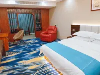 Xixia Lanyun Business Hotel (Nanyang Vocational College) - Balkoner