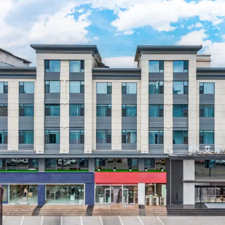 Aifeel Hotel (Hejin Zhenxing Road)