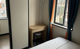 Xincun Apartment (Shuangyong Street Subway Station)