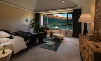 Lanxiu Snowmountain Boutique Hotel