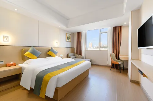 Katie Hotel (Nanning Anji Avenue 33 Middle Metro Station) - parking