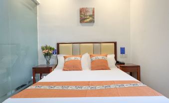 DREAM HOTEL