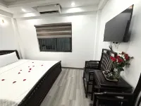 The Queen Hotel & Spa 2