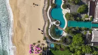 Floral Hotel · Shanhai Courtyard Resort Hotel(LingShui XiangShuiWan) - Infinity Pools