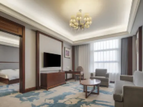 Yinkai Hotel Hotels in Wuhe