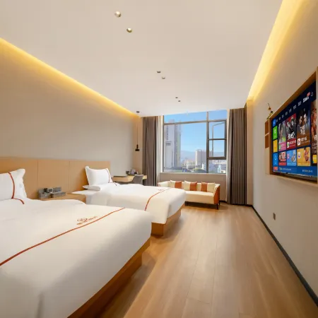 Moya Hotel