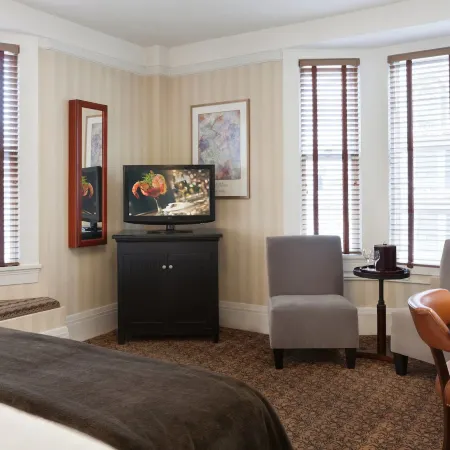 Executive Hotel Vintage Court Отели рядом с достопримечательностью «Чайна таун»