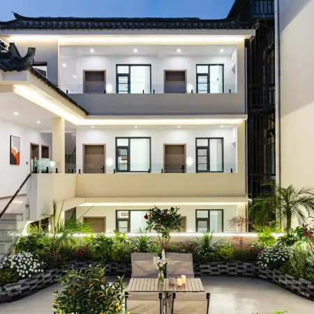 Rustlux LAN XUN · Snow Mountain View Garden Courtyard Designer Meisu