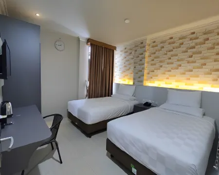 Oma Casa Hotel 明古魯酒店