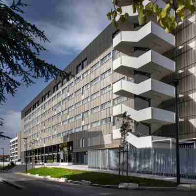 Sevenline Aparthotel - Work & Spa Hotel Exterior