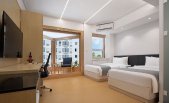 Boke Parker · Lake View Hotel (Changsha Huanghua International Airport T2 Terminal Branch)