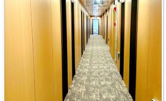 Dandong Dantie Business Hotel