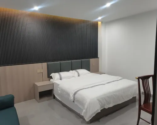 Yishan Hotel Hotel di Wangmo