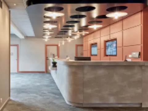 B&B Hotel Cergy Port 4 étoiles バルドアーズのホテル