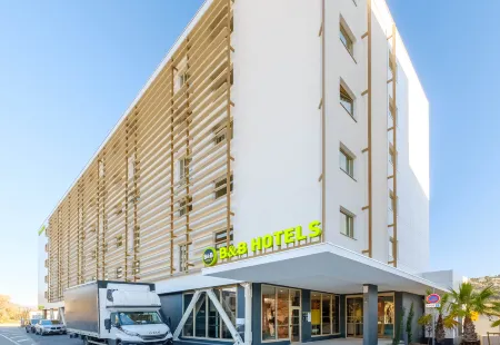 B&B Hotel Nice Stade Riviera Отели рядом с достопримечательностью «Musée des Arts Asiatiques»