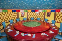 Saibei Homestay (Huiteng Xile Grassland Meet Aobao Store)