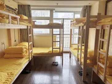 Yuzhu Homestay (North Sichuan Road)