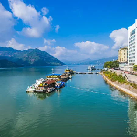 Yunyang Jiangjin Hotel