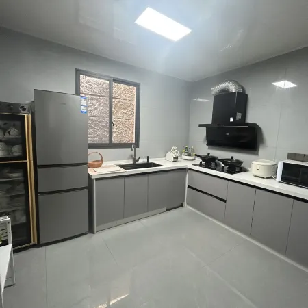 Xiandu Xianxin Yaju B&B