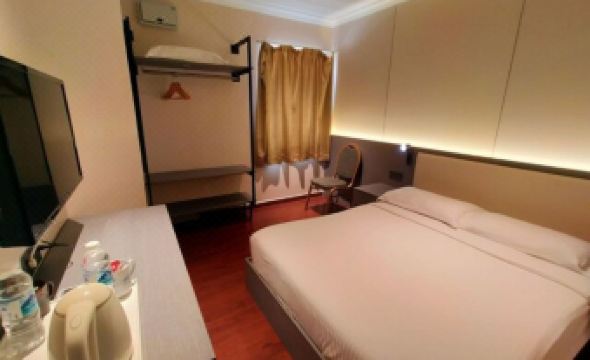 Collection O GHC Near Penang Street Art Formerly Queen City Hotel